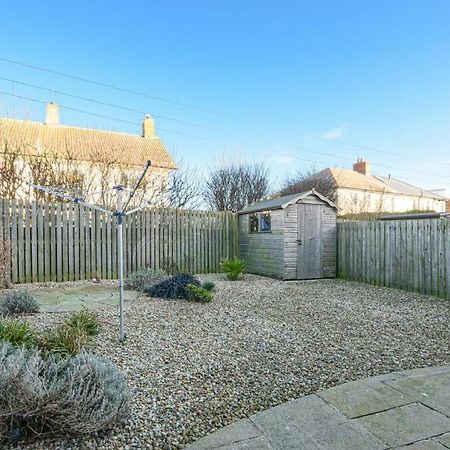 Coast View Villa Beadnell Exterior photo